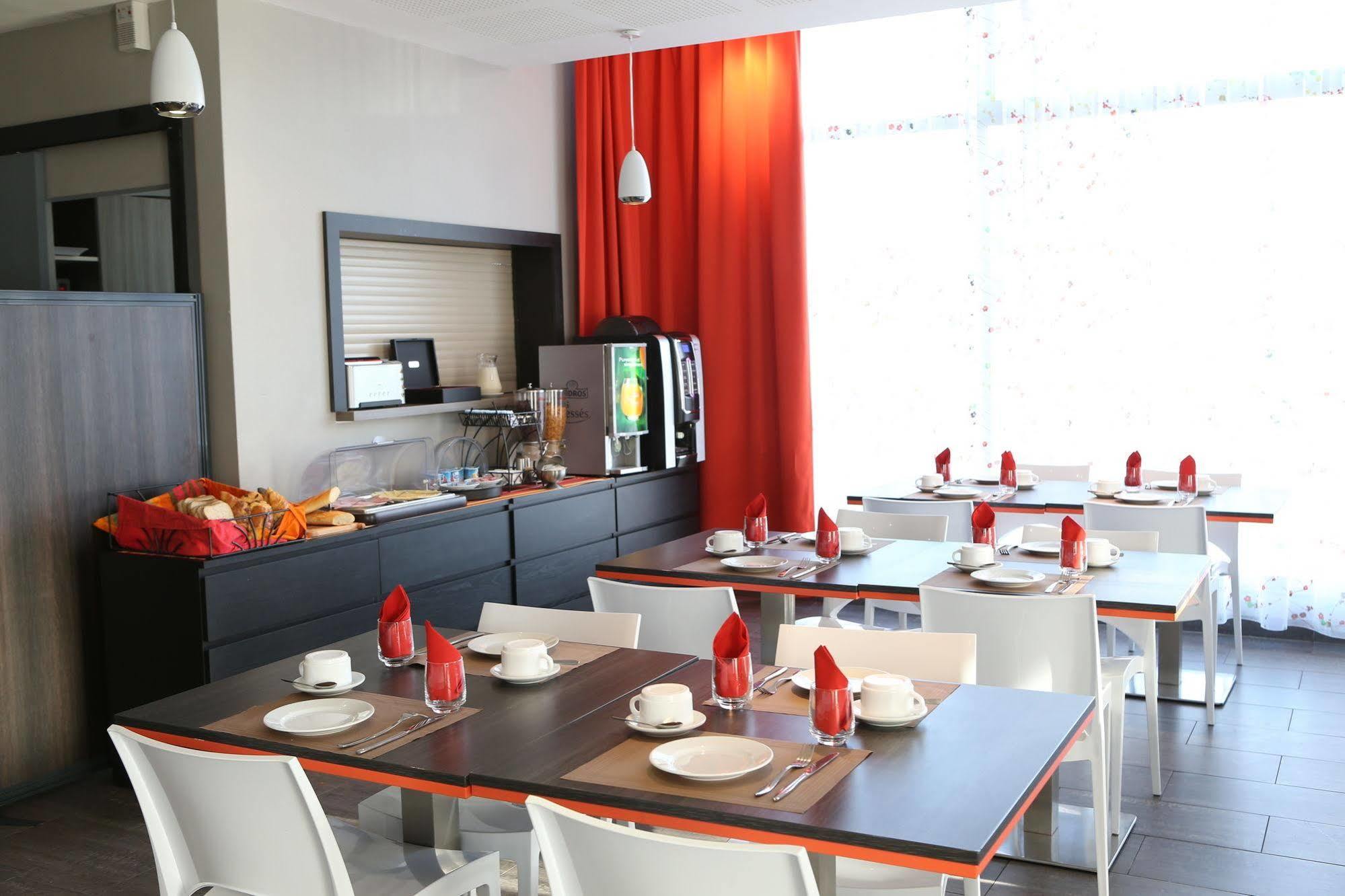 Aparthotel Adonis Paris Sud Chevilly-Larue Exterior foto